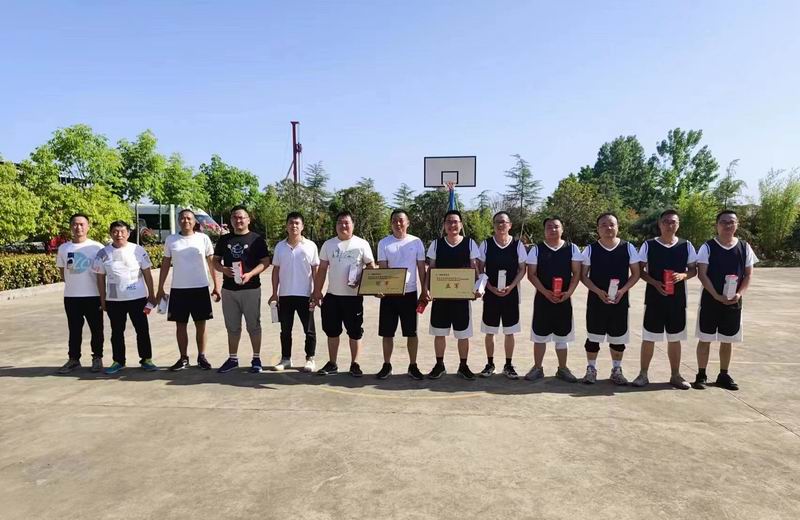 1683702769984885.jpg 宝能环碧冠亚军.jpg