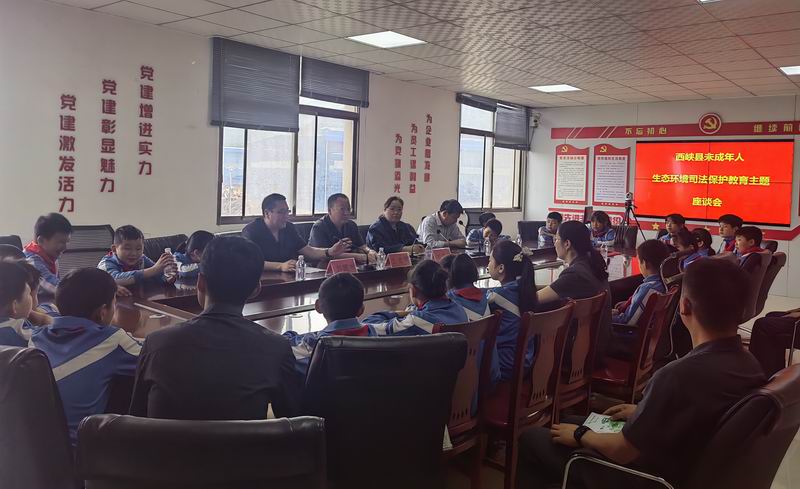 1686102557853835.jpg 座谈会.jpg